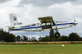 IMG 9163 EI-IAN Irish Parachute Club Frank Grealish