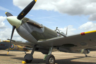 Supermarine Spitfire LF5b, G-LFVB, The Fighter Collection