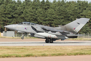 Panavia Tornado GR4, 452, Royal Air Force